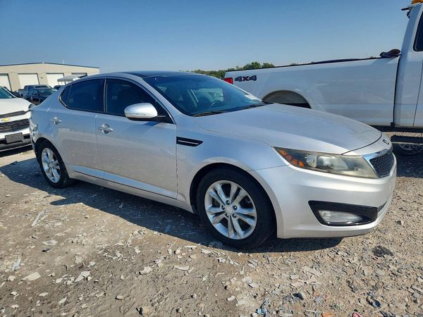 2013 KIA OPTIMA — Passenger 3/4