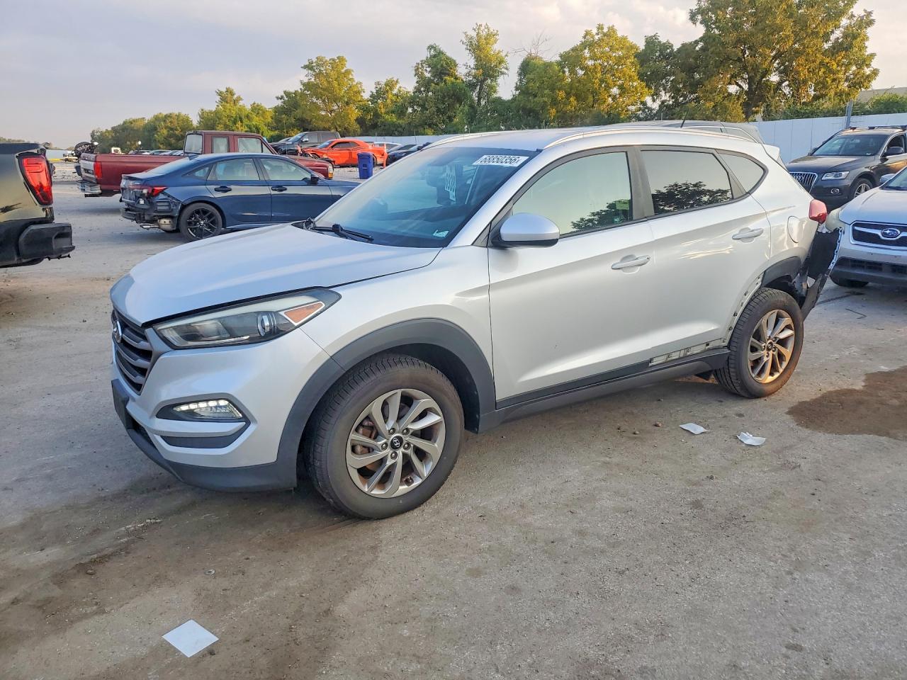 2016 HYUNDAI TUCSON