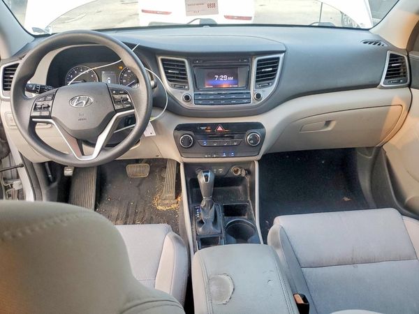 2016 HYUNDAI TUCSON