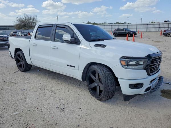 2020 RAM 1500 Big Horn, Lonestar — Passenger 3/4