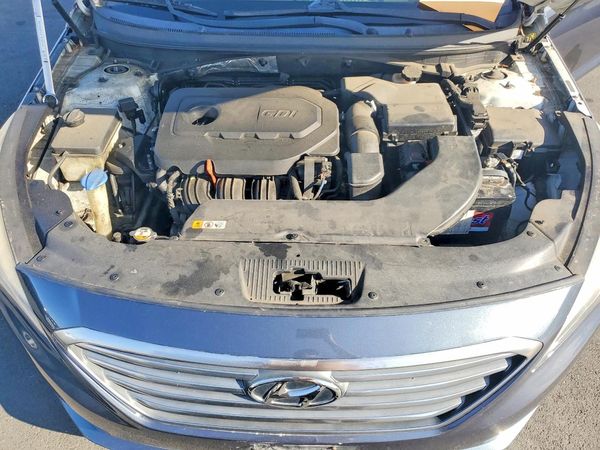 2016 HYUNDAI SONATA — Engine bay