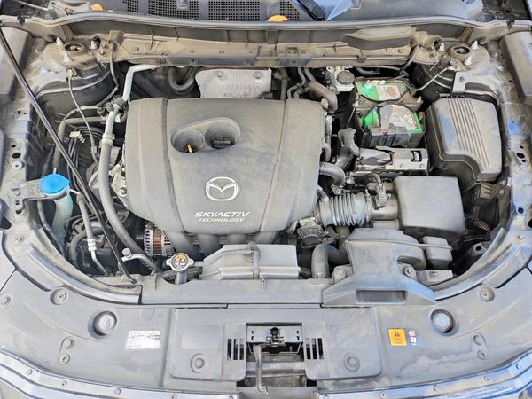 2017 MAZDA CX-5 Sport — Engine bay