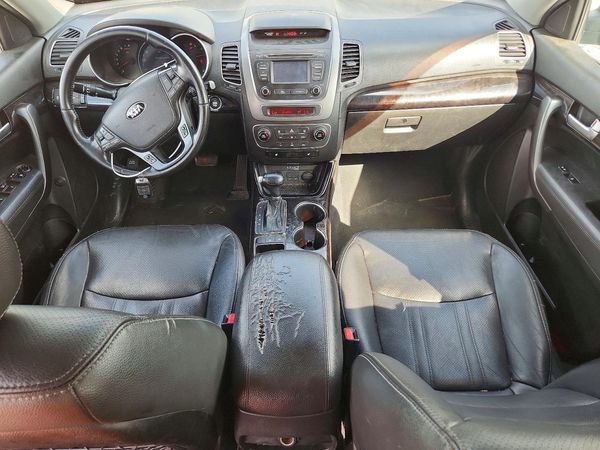 2014 KIA SORENTO Base/ LX