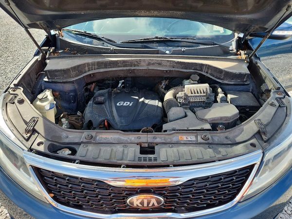 2014 KIA SORENTO Base/ LX