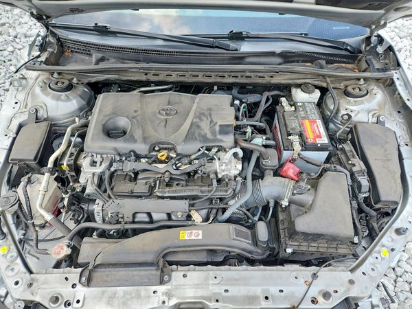 2021 TOYOTA CAMRY — Engine bay
