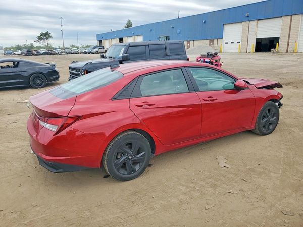 2022 HYUNDAI ELANTRA SEL w/ Convenience Pkg