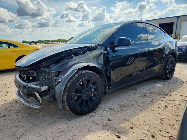 2021 TESLA MODEL Y — DSFA — Front 3/4