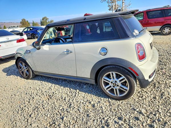 2013 MINI COOPER — DSRA
