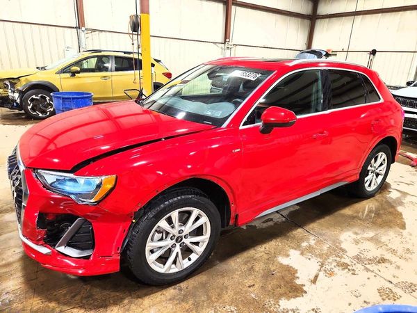 2022 AUDI Q3