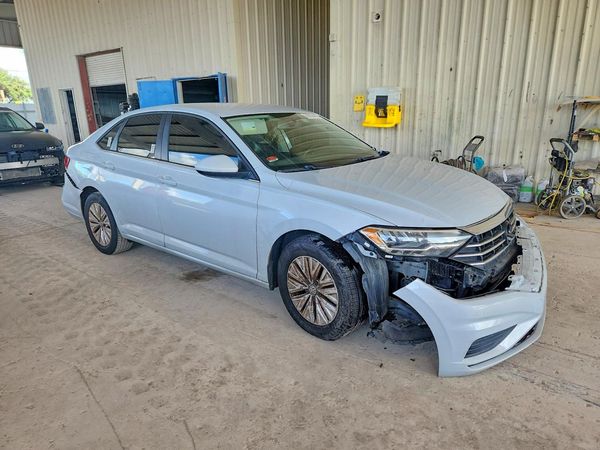 2019 VOLKSWAGEN JETTA S, SE, R-Line — Passenger 3/4