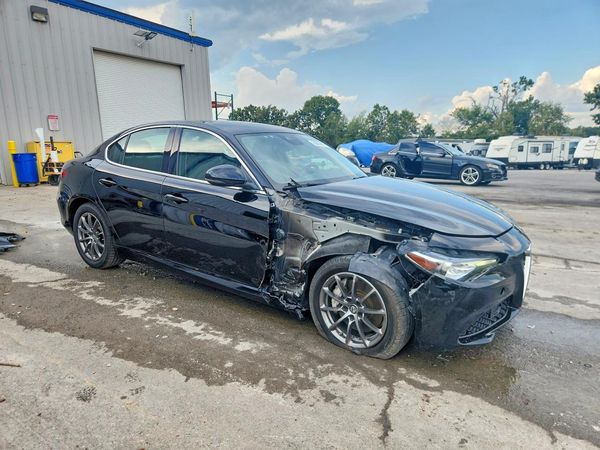 2020 ALFA ROMEO GIULIA AWD — Passenger 3/4