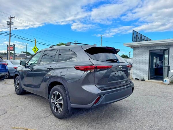 2023 TOYOTA HIGHLANDER