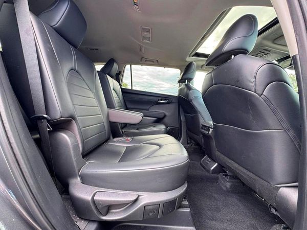 2023 TOYOTA HIGHLANDER