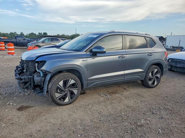 2023 VOLKSWAGEN TAOS — Front 3/4