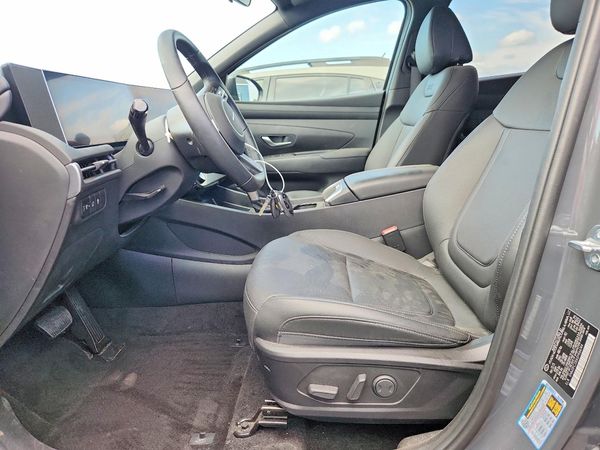 2025 HYUNDAI TUCSON — DENT