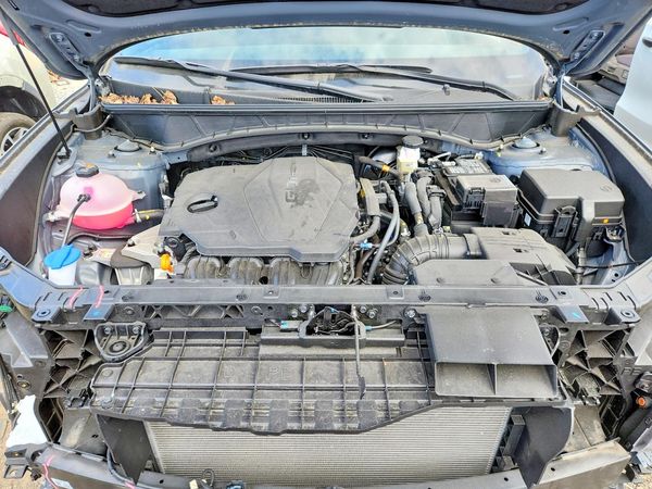 2025 HYUNDAI TUCSON — Engine bay