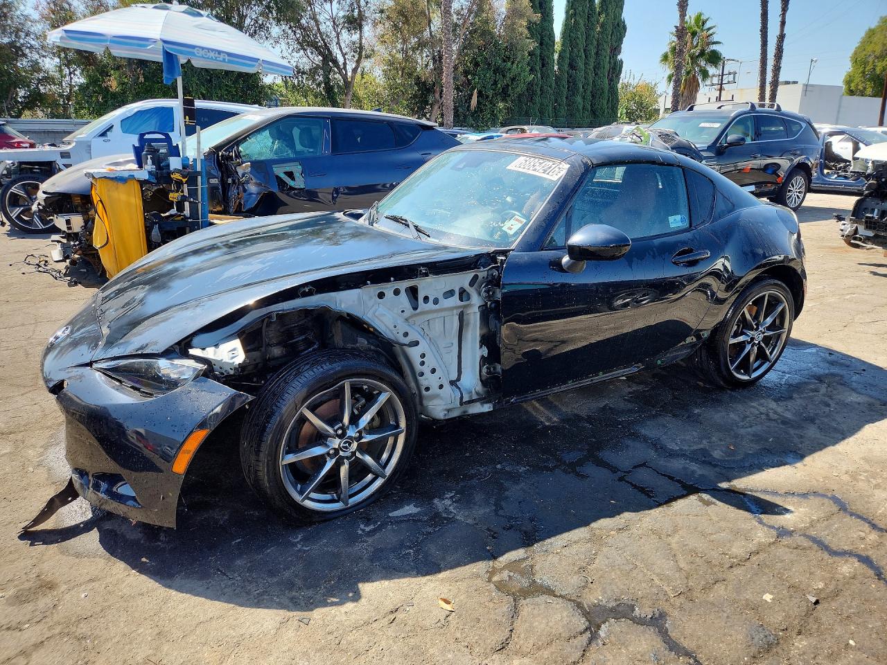 2019 MAZDA MX5 Grand Touring (Hard Top) — Front 3/4