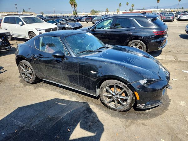 2019 MAZDA MX5 Grand Touring (Hard Top) — Passenger 3/4