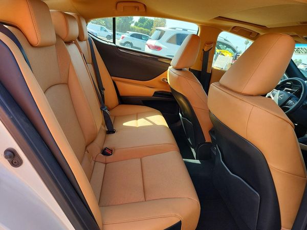 2025 LEXUS ES 350 350 Base
