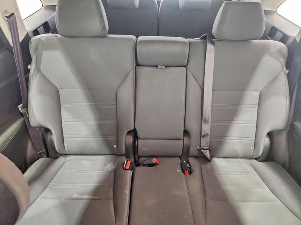 2016 KIA SORENTO L / LX