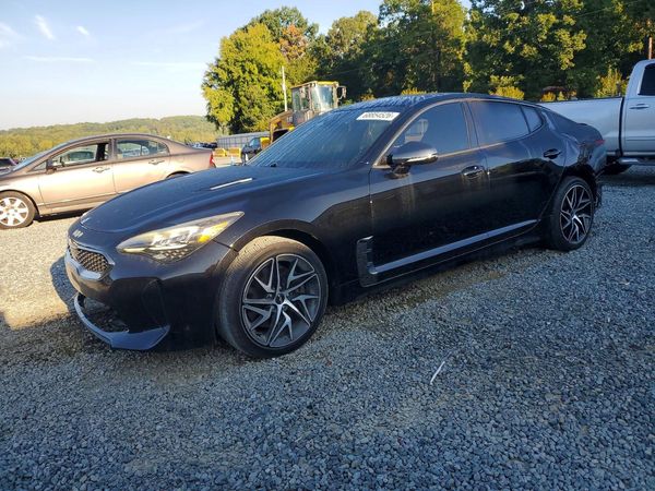 2022 KIA STINGER