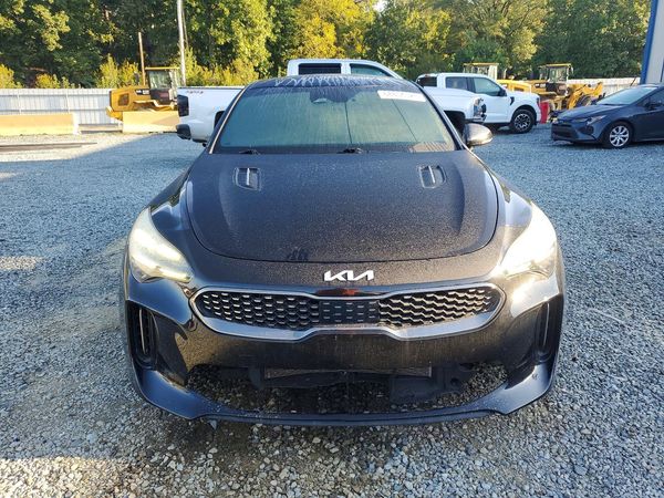 2022 KIA STINGER GT-Line