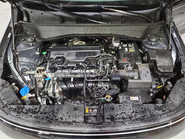2026 HYUNDAI KONA SEL Sport — Engine bay