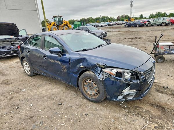 2016 MAZDA 3 SV/Base — Passenger 3/4