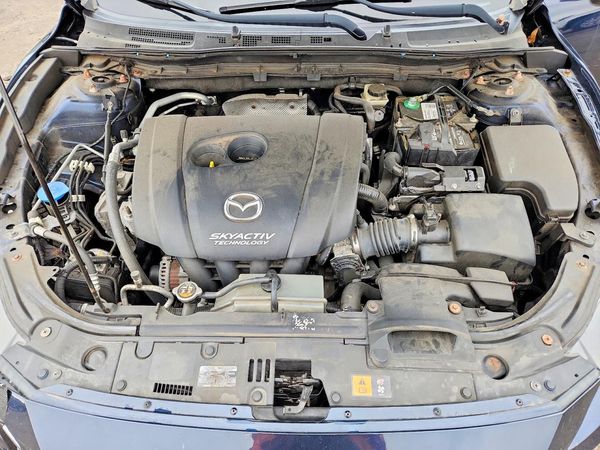 2016 MAZDA 3 SV/Base — Engine bay