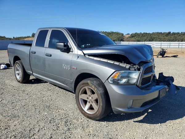 2013 RAM 1500 ST — Passenger 3/4