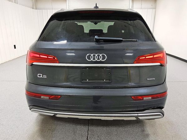 2021 AUDI Q5 quattro Premium Plus — DIRR