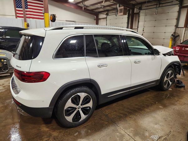 2025 MERCEDES-BENZ GLB GLB250 4MATIC