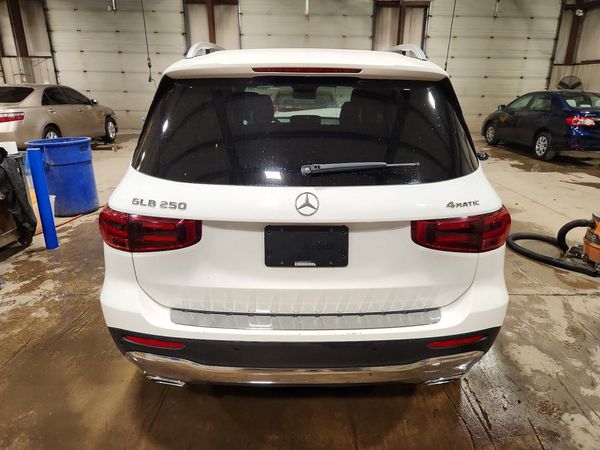 2025 MERCEDES-BENZ GLB GLB250 4MATIC