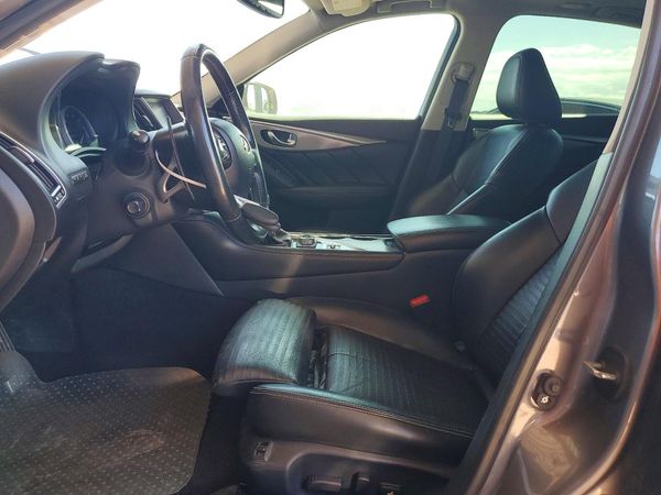 2016 INFINITI Q50