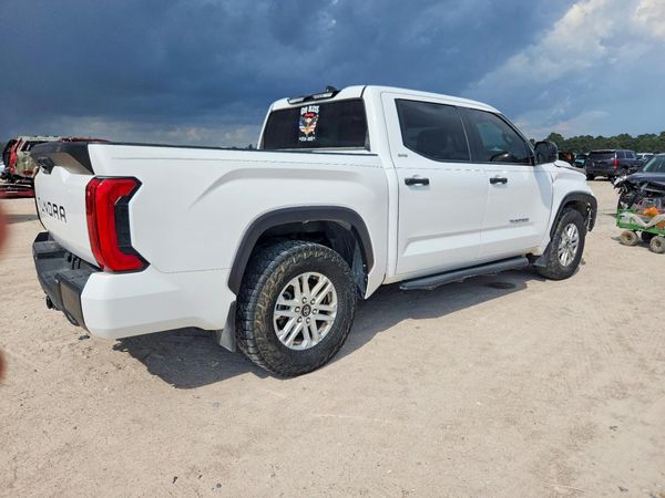 2025 TOYOTA TUNDRA
