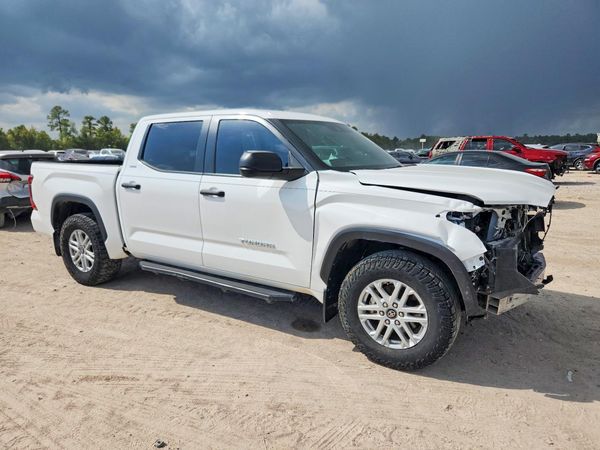 2025 TOYOTA TUNDRA