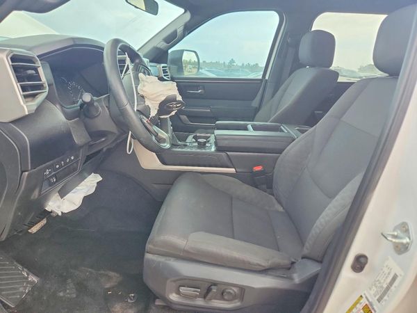 2025 TOYOTA TUNDRA