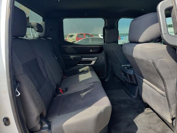 2025 TOYOTA TUNDRA