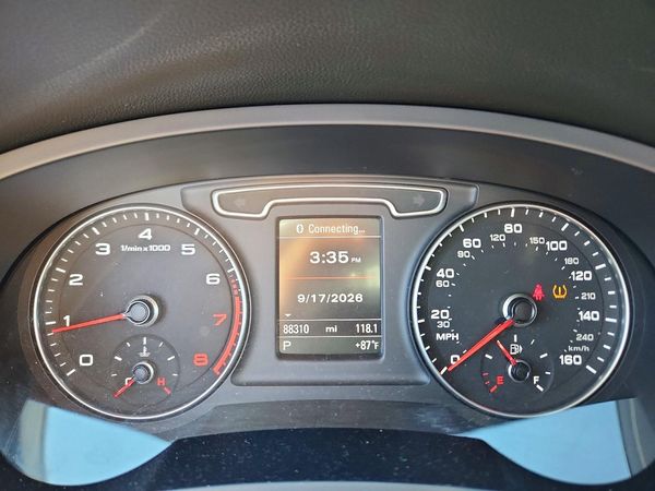 2015 AUDI Q3 — ODOM