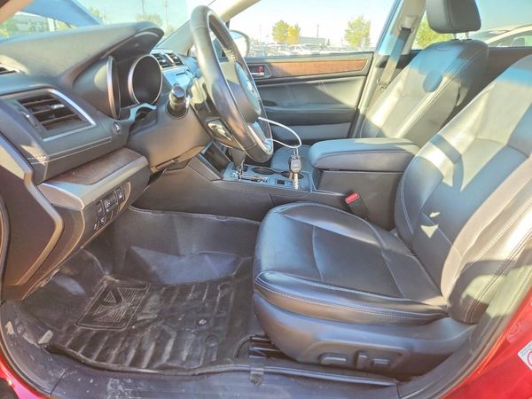 2019 SUBARU OUTBACK — DENT