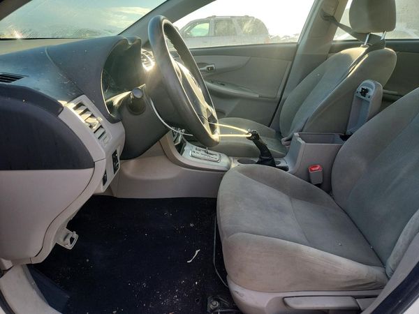 2012 TOYOTA COROLLA — DENT