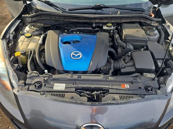2012 MAZDA 3 Touring/GS