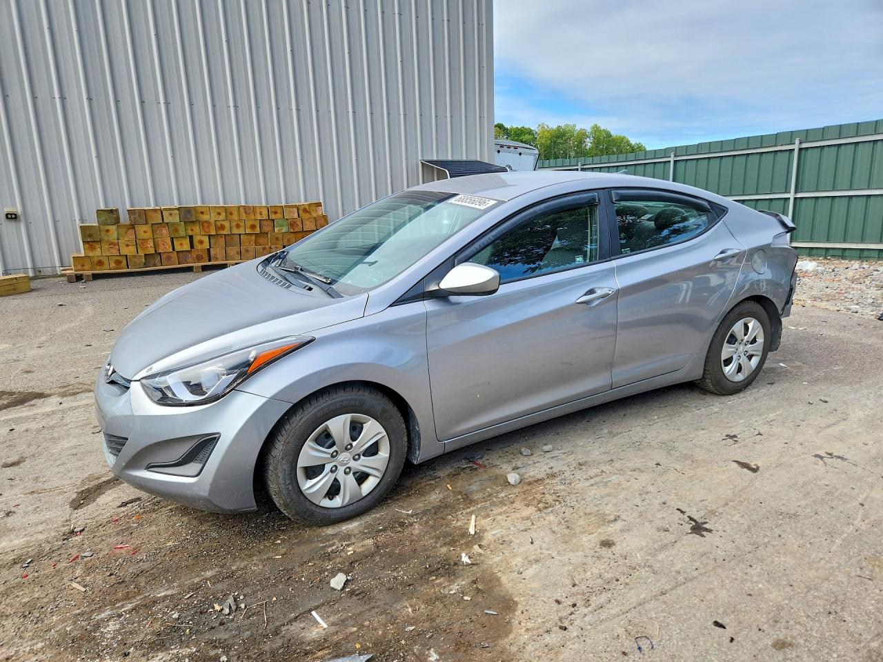 2016 HYUNDAI ELANTRA — Front 3/4