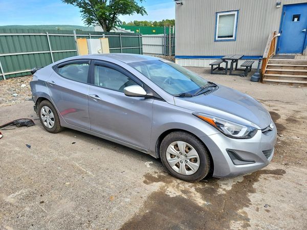 2016 HYUNDAI ELANTRA — Passenger 3/4