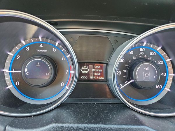 2014 HYUNDAI SONATA GLS/ GLS Popular