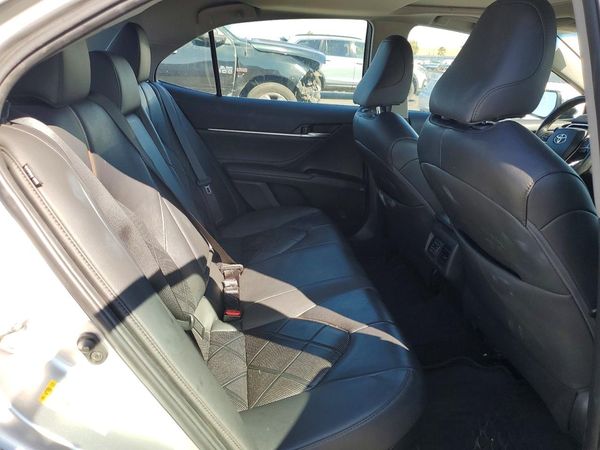 2018 TOYOTA CAMRY SOLA SE/XLE Hybrid