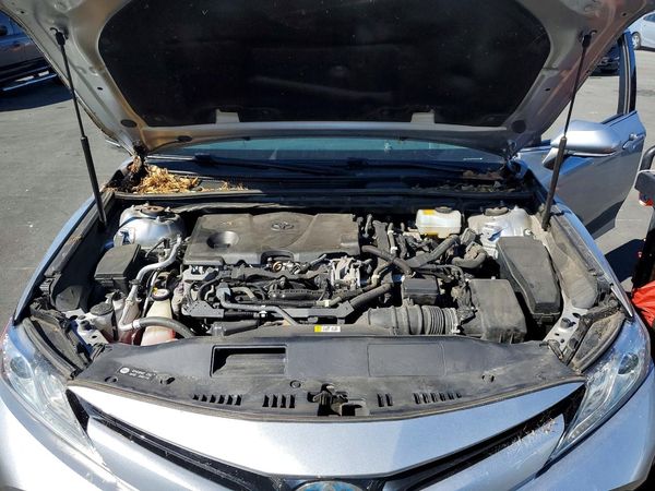 2018 TOYOTA CAMRY SOLA SE/XLE Hybrid