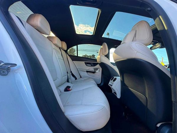2023 MERCEDES-BENZ C C300