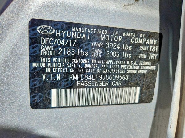 2018 HYUNDAI ELANTRA