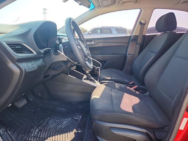 2018 HYUNDAI ACCENT SE and SEL